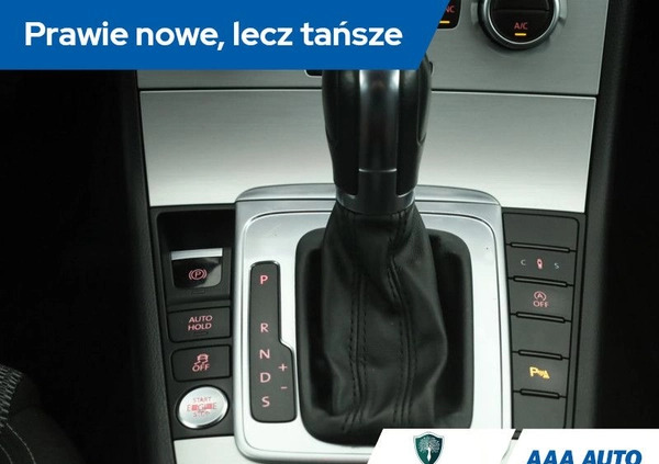 Volkswagen CC cena 56000 przebieg: 141853, rok produkcji 2013 z Ełk małe 232